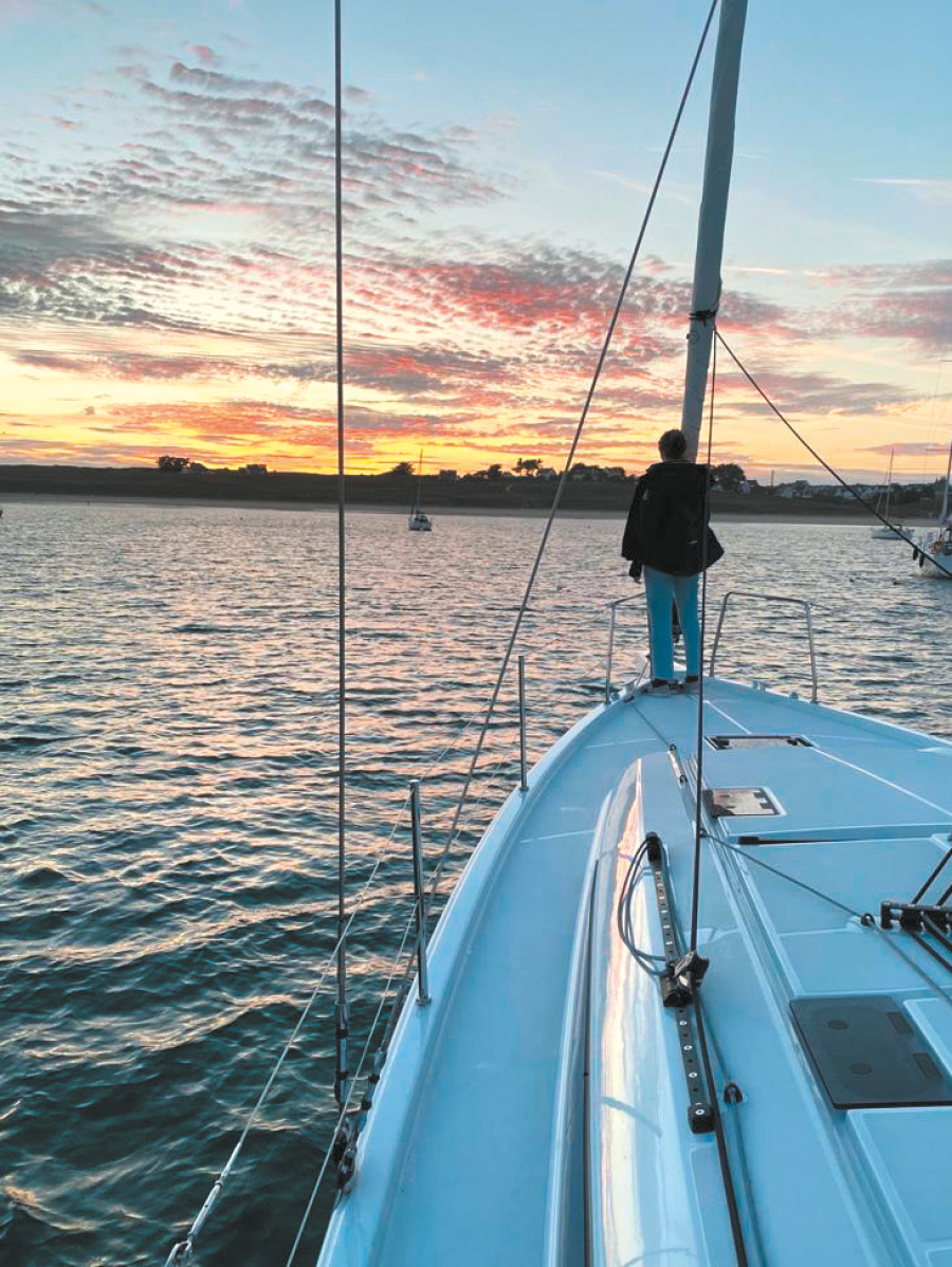 Iles en Voile - Croisieres avec Skipper iles du Morbihan - Visuel Bateau Couche de Soleil